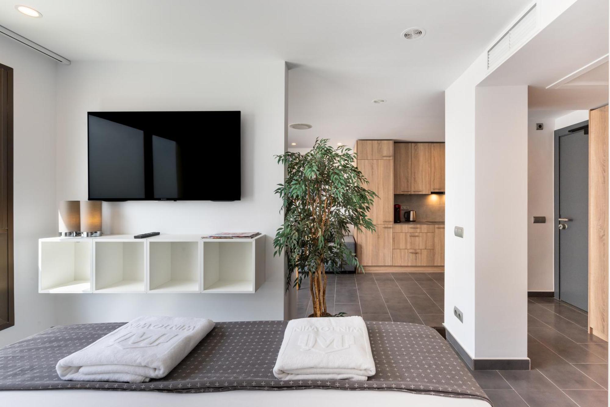 Wintowinrentals Executive Apt In Ocean House Complex توريمولينوس المظهر الخارجي الصورة