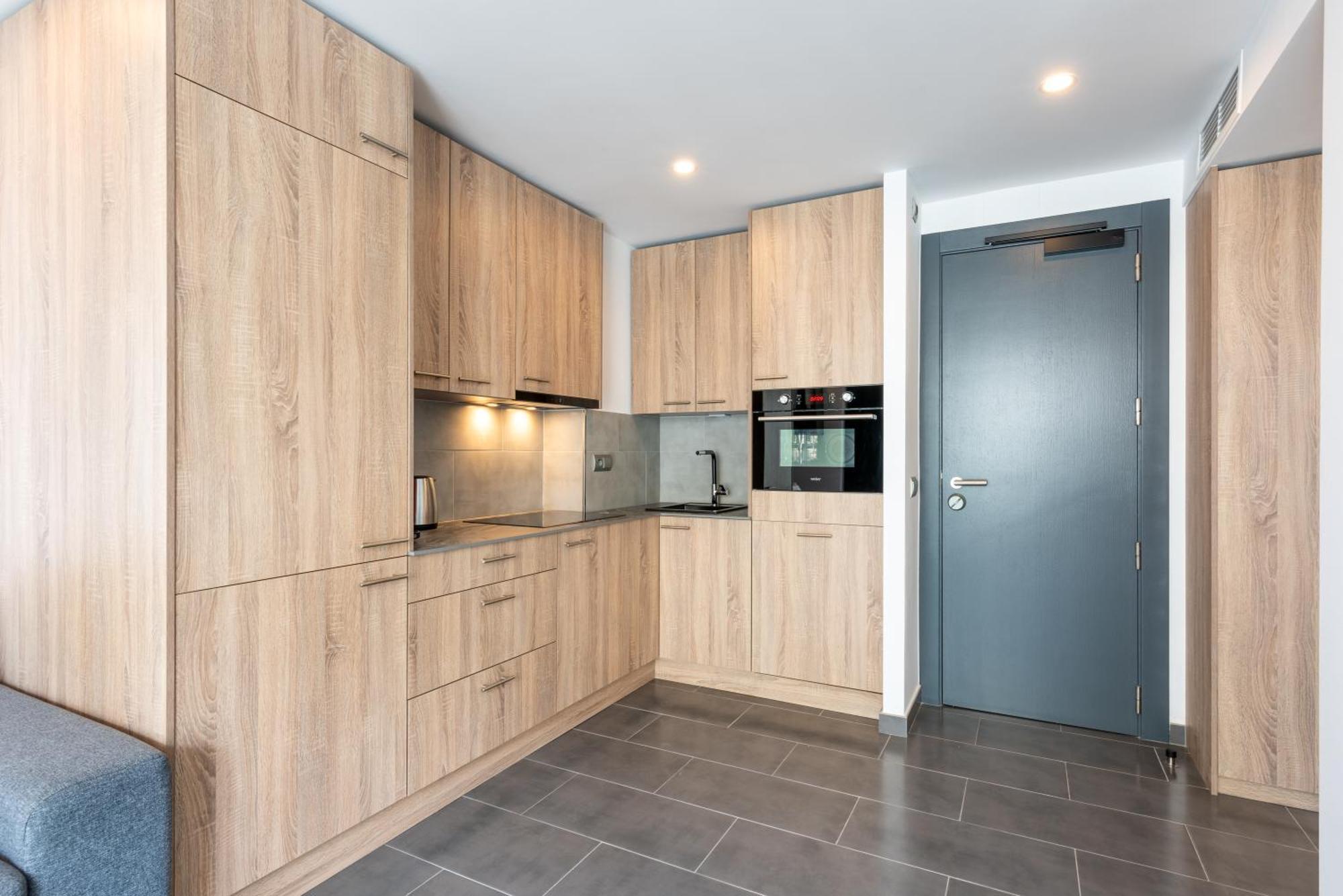 Wintowinrentals Executive Apt In Ocean House Complex توريمولينوس المظهر الخارجي الصورة