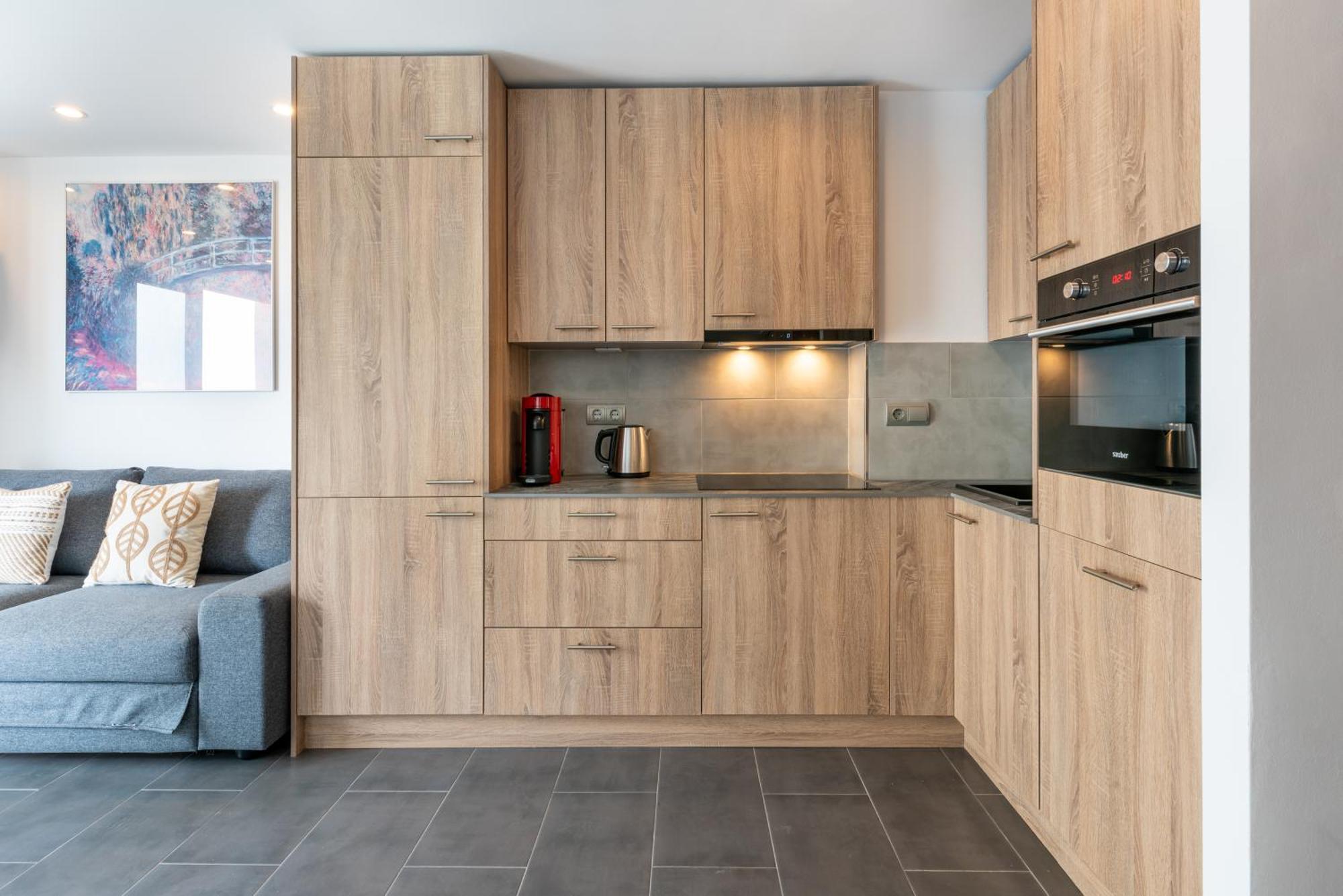 Wintowinrentals Executive Apt In Ocean House Complex توريمولينوس المظهر الخارجي الصورة