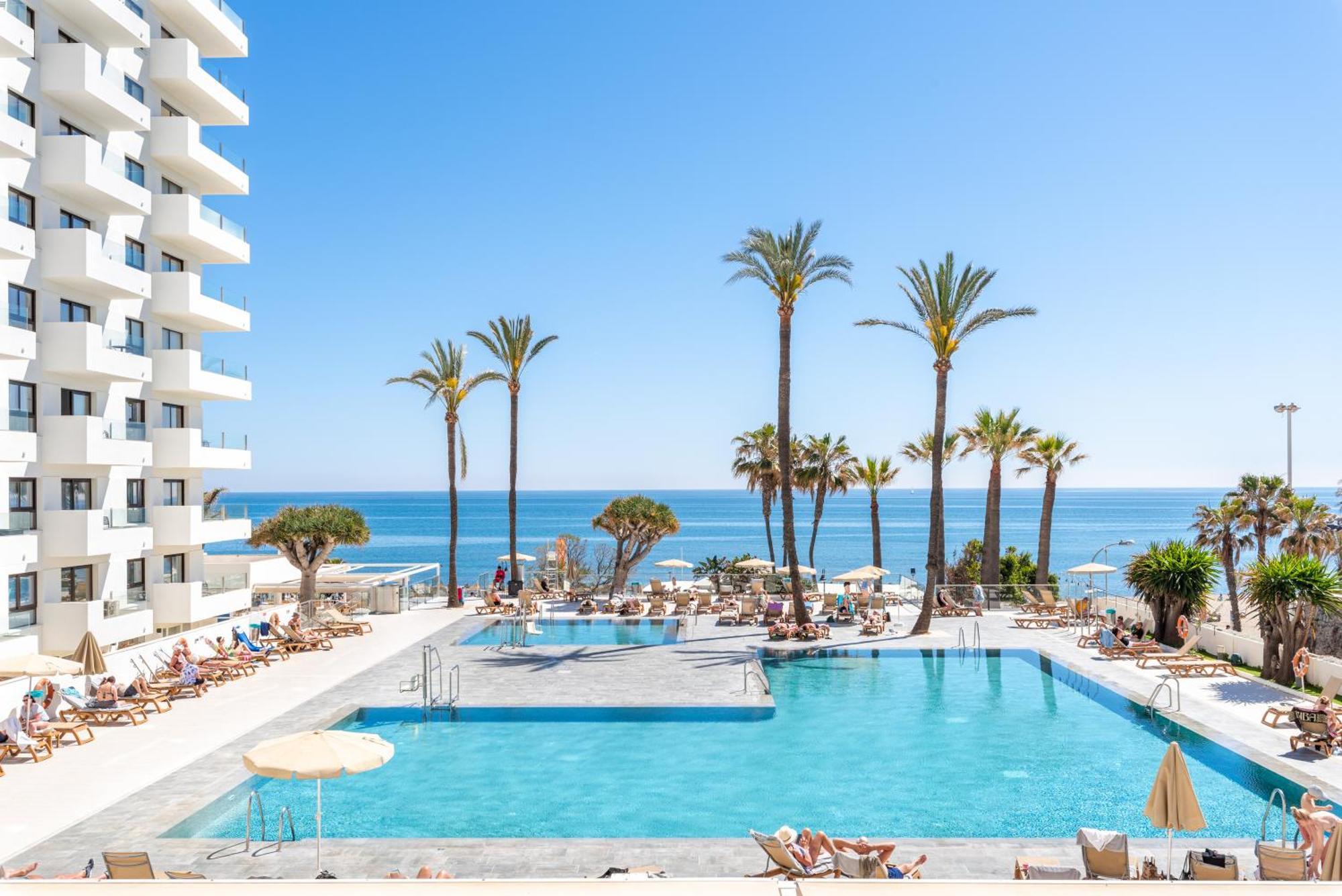 Wintowinrentals Executive Apt In Ocean House Complex توريمولينوس المظهر الخارجي الصورة